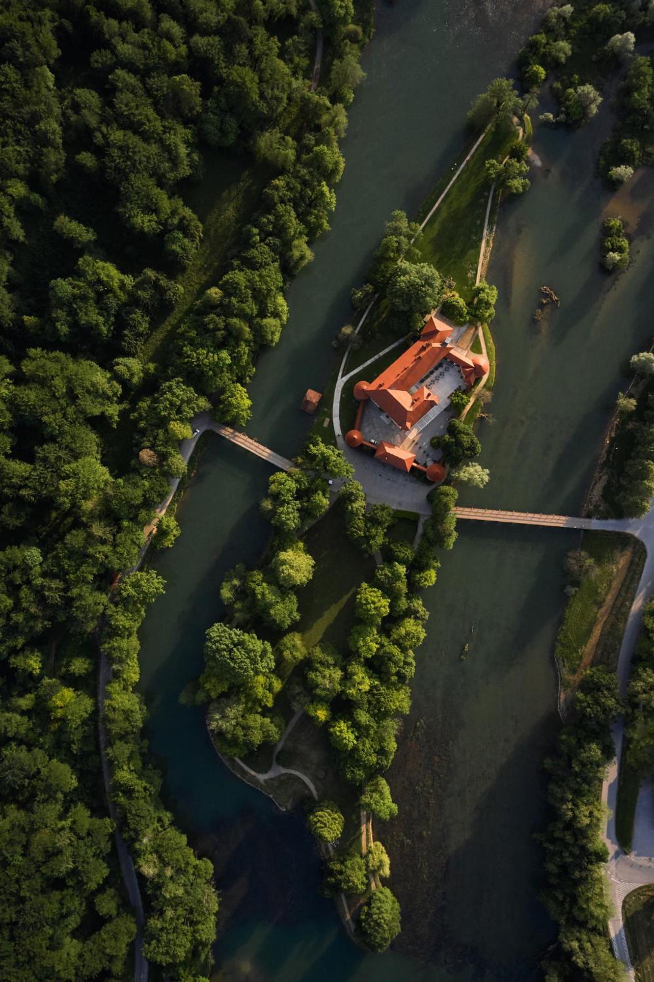 Hotel Grad Otocec - Relais Chateaux Kültér fotó